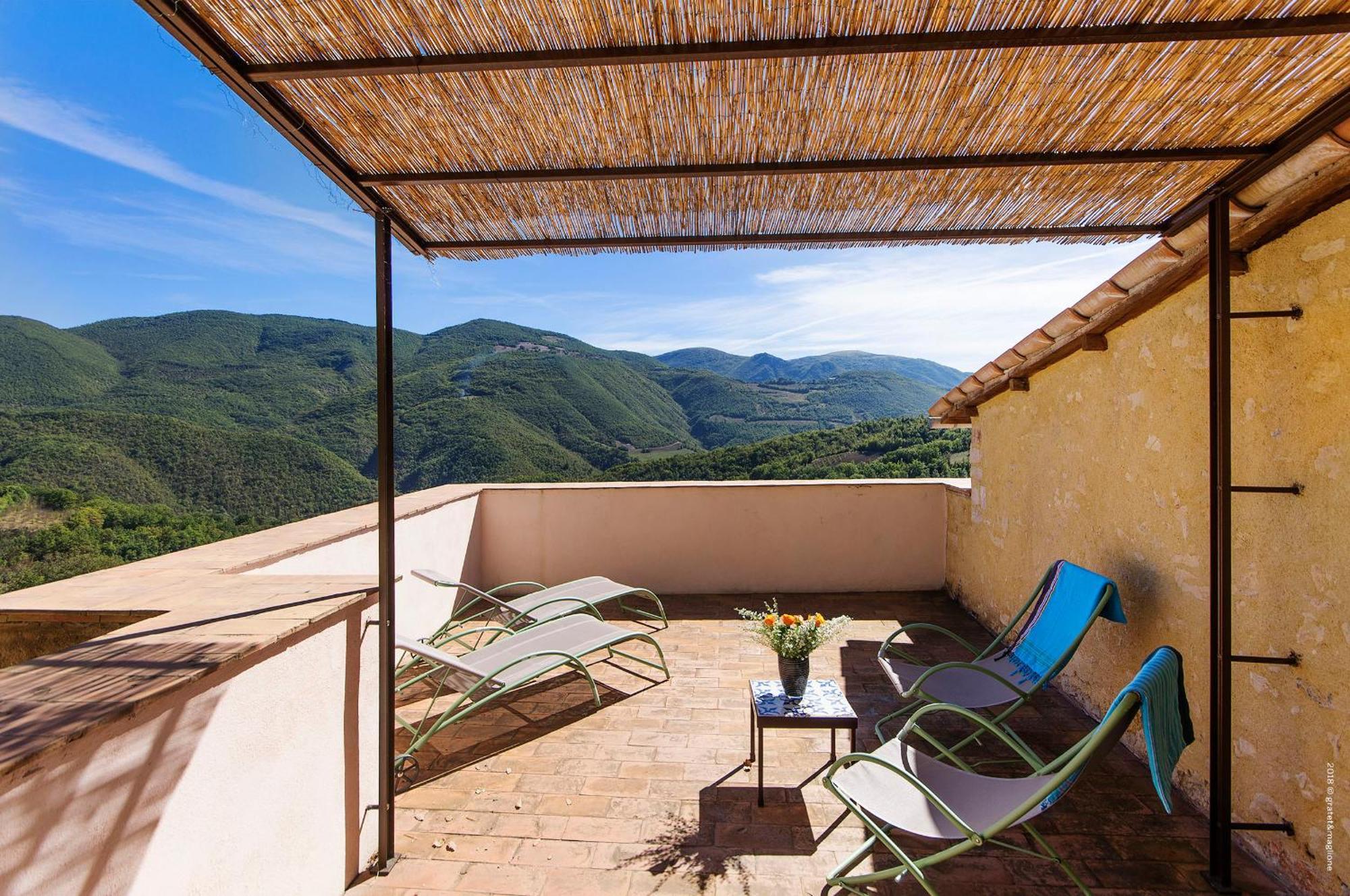 Castello Di Postignano Relais Hotell Sellano Exteriör bild